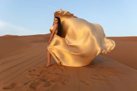 Ariana XXL