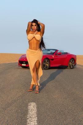 Ariana XXL
