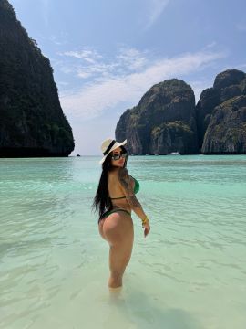 Ariana XXL