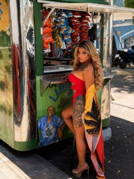 Sexy Carole