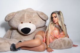 Sexy Carole