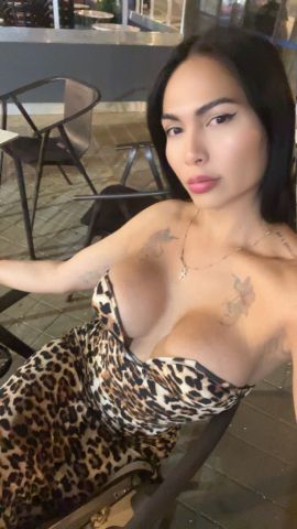 Andrea Val