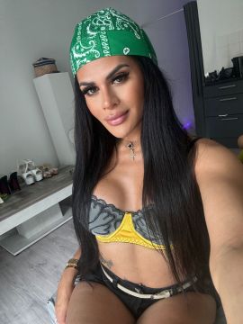 Saris