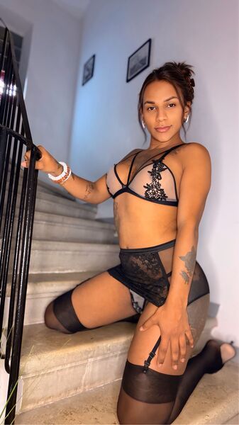 LUNA FERRARI