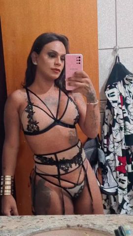 LUNA FERRARI
