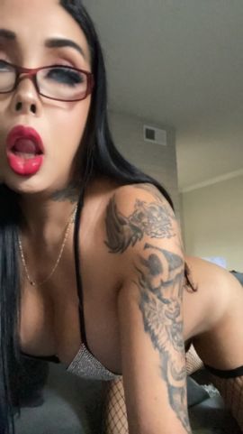 LINDA MORE