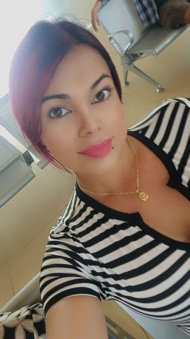 Nicole Leon