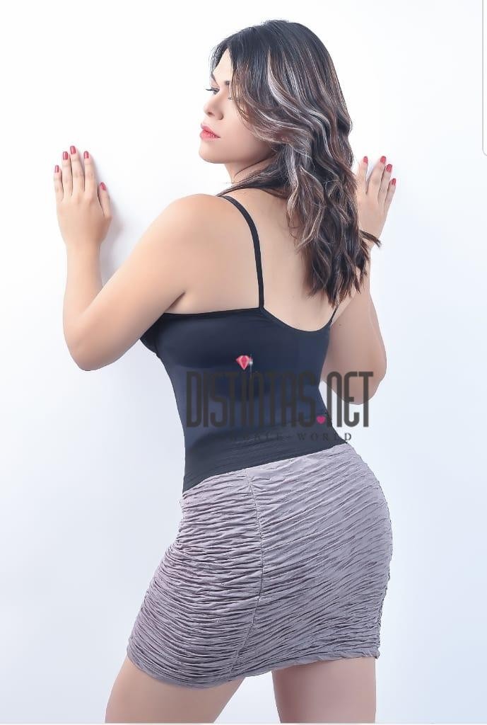 Nicole Leon