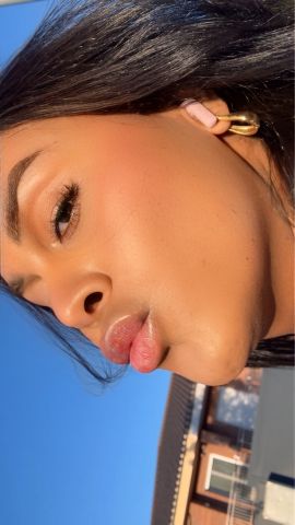 Amazona