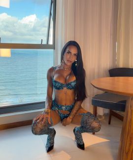 Nicole Hot