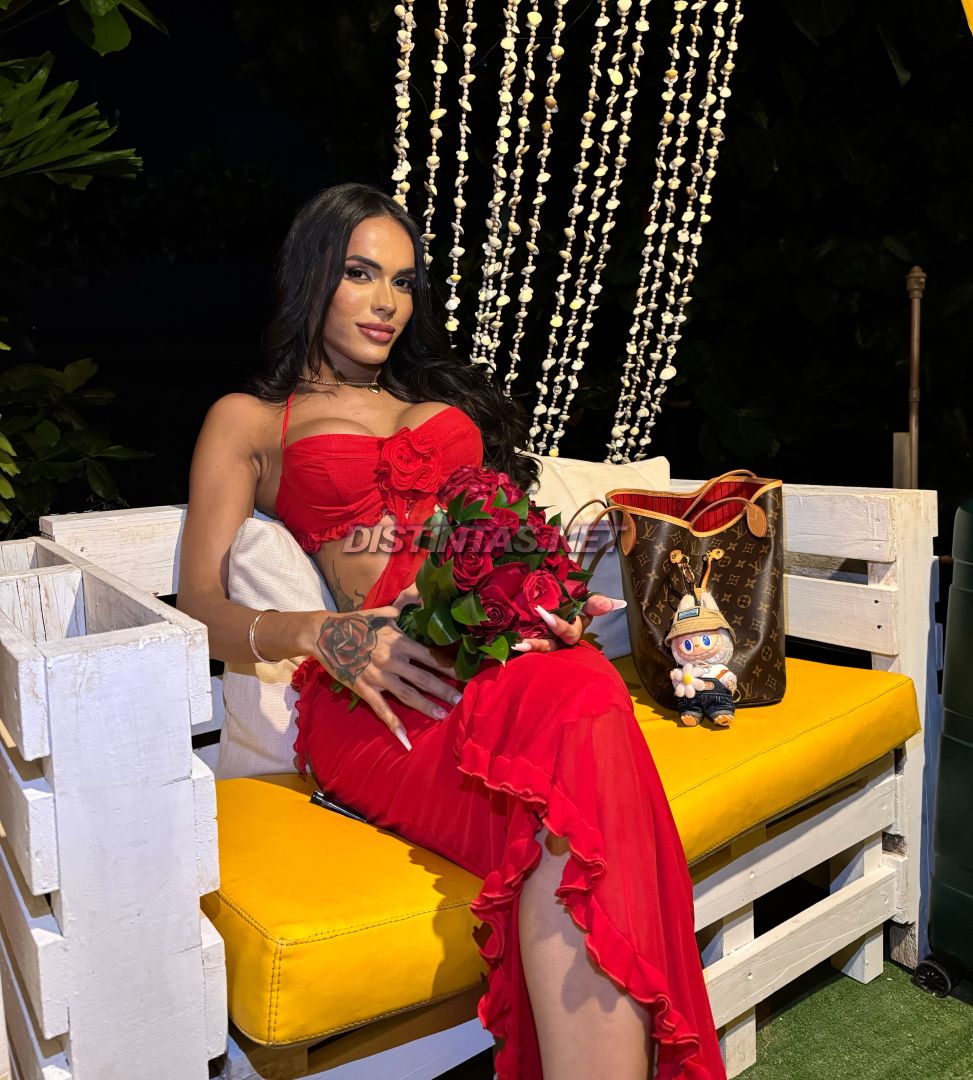 Nicole Hot