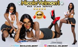 Nicole Hot