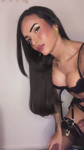 Nicole Hot