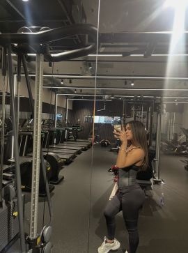 Thays Petite
