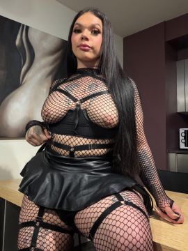 Gaby Hot