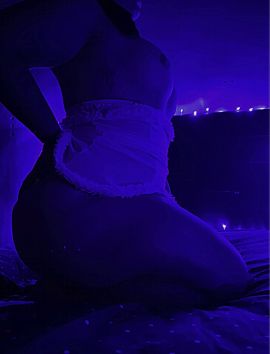 Cami Hot