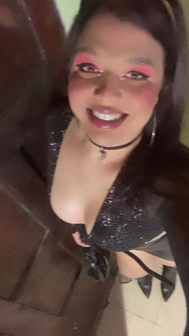 Cami Hot