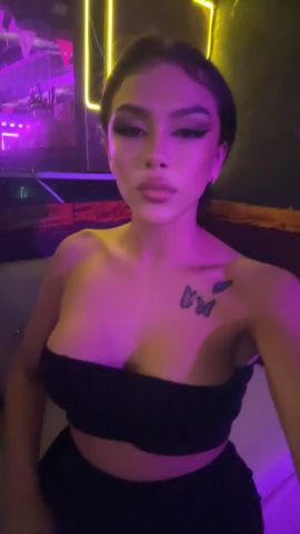 Holly Lohan