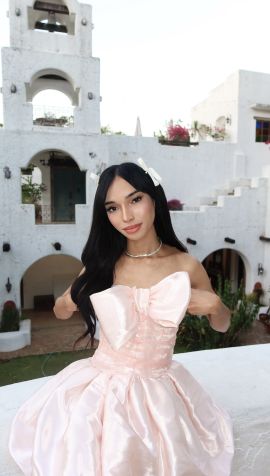 Mariposa Hottie