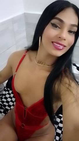 Valentina Prada 