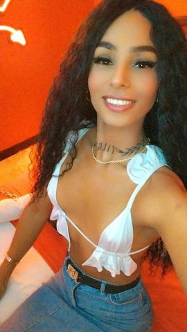Valentina Prada 