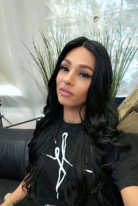 Valentina Prada 