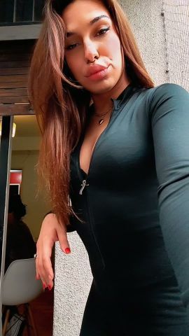 Victoria Rousse