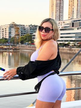 Luly Hot