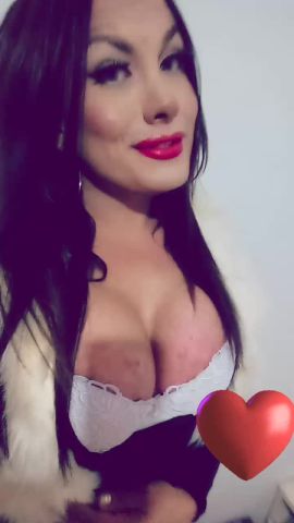 Naira Sj
