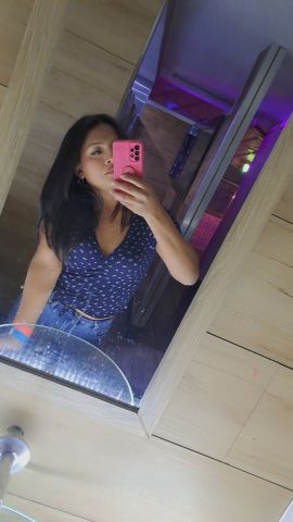 Ivanita Hot