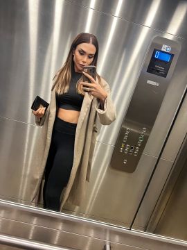 Miss Lara