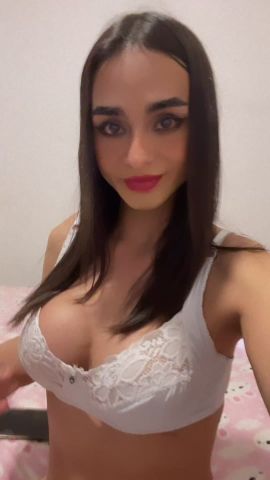 Ariana Gomez