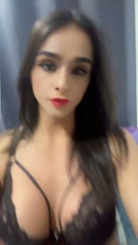 Ariana Gomez