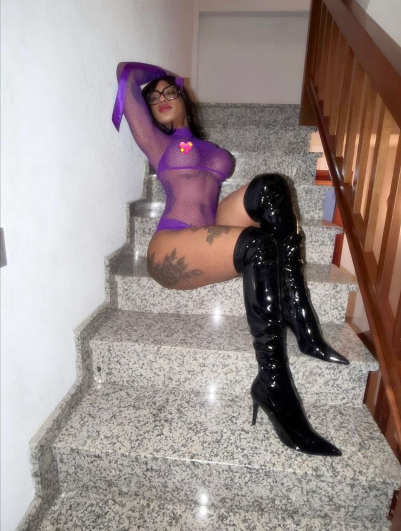 Donatella XXL