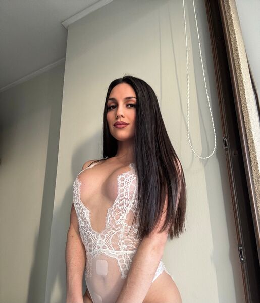 Salma tranny 