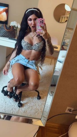 Emmy Valentina