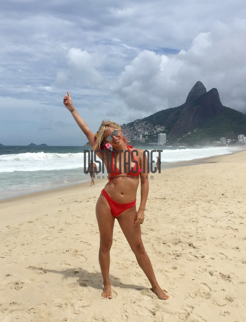 Alessandra Blonde