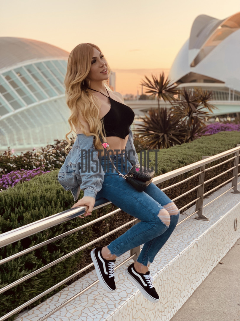 Jennifer Velasquez Oficial
