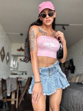Anna Luxx