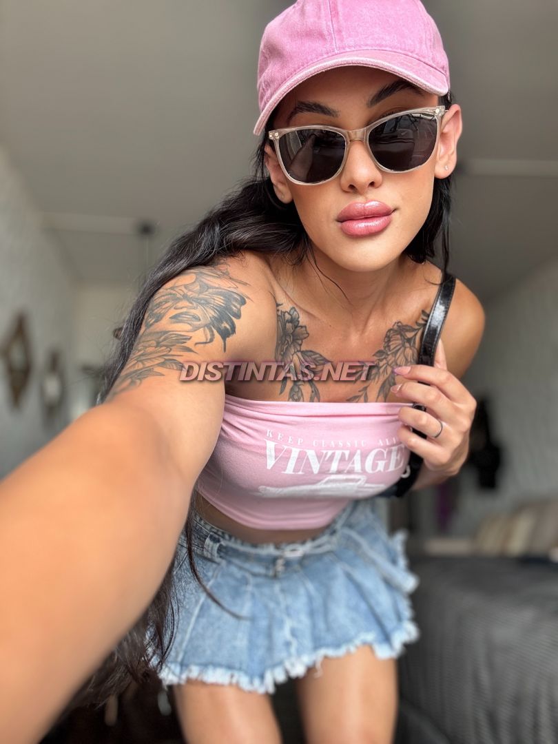 Anna Luxx