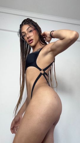 Anna Luxx