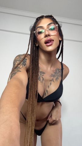 Anna Luxx