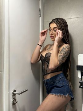 Anna Luxx