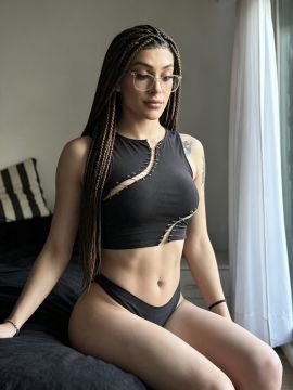 Anna Luxx