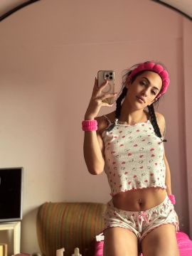 Anna Luxx