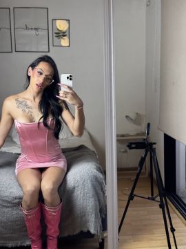 Anna Luxx