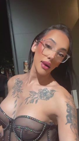 Anna Luxx