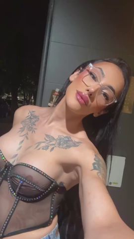 Anna Luxx