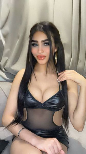 Escorts Trans Shayoum  in Qassim