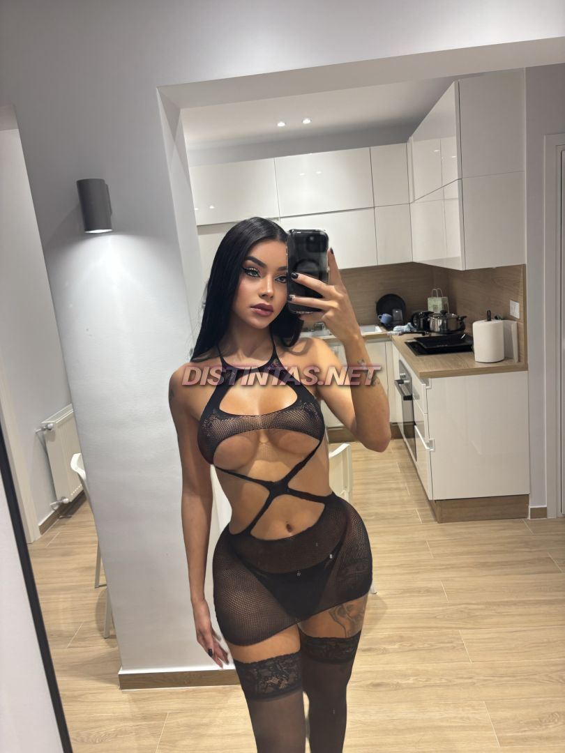 Rebecca Lopes 